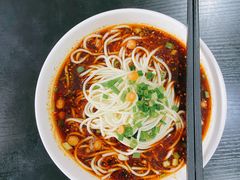 重庆小面-秦云老太婆摊摊面(磁器口店)