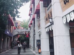 -吉庆街美食广场