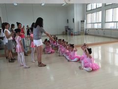 -雅米拉艺术中心(少儿舞蹈培训)