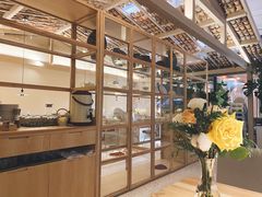 面包甜点陈列柜-ROIIN用心(杭州首店)