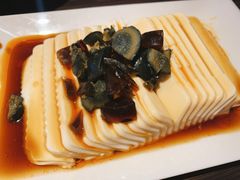 皮蛋豆腐-胖哥俩肉蟹煲(济南世茂国际广场店)