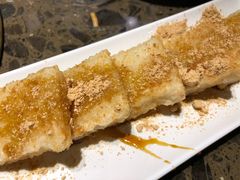 -沪小二炭火蛙锅(淮海中路美食不夜城店)
