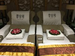 -新盈光·云会所(百丈东路店)