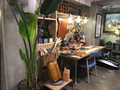 -HIGH FIVE哈福手工汉堡(桂林路店)