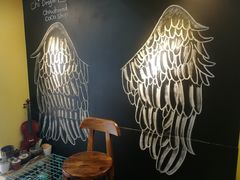 -志龙皇冠吃货椰子铺