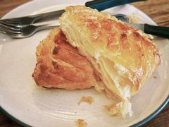 -Le Banneton Café French Bakery