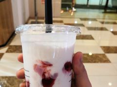-瑞幸咖啡(尼盛尚品汇店)