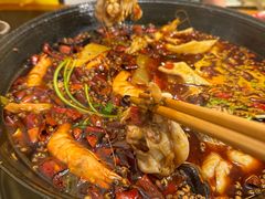 -鸿顺老铁锅美蛙鱼府(解放碑店)