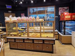 面包甜点陈列柜-皇家美孚·蛋糕外送(东部佳世客店)