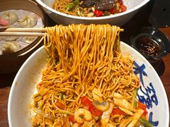 -李犟大爆鳝面·手工蟹黄包(湖滨西湖店)