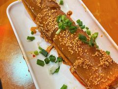 -爆炸头阿姨小四川正宗川味小吃(无任何分店)