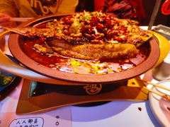 -鸣记脆皮烤鱼·海鲜烤鱼(三八广场店)