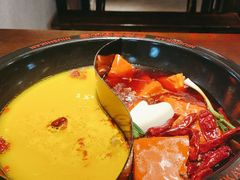 -牛市坎火锅(建设路店)