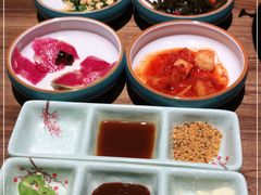 -明洞阿姨·韩式酱蟹烤肉·创意料理(三元桥店)