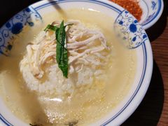 -肖四女乐山跷脚牛肉(南汇大学城生活广场店)