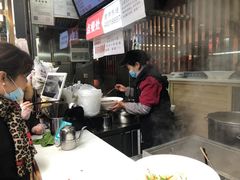 -钟方模白家肥肠粉(春熙店)