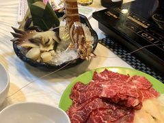 -鲜入围煮花胶鸡海鲜火锅