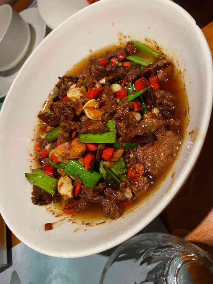 土菜王(中山桥店)-"土菜王,老区巷子里面的菜馆,门口可免费停.