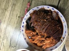 -吴长子卤菜馆(统一街店)