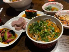 老北京爆肚粉-方砖厂69号炸酱面·烤鸭(前门鲜鱼口店)