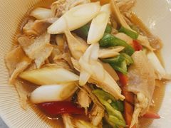 -汗腾格里·风味餐厅(新疆驻京办店)