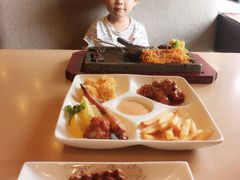 -必胜客(新中纬店)