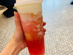芝芝桃桃-喜茶(迪士尼小镇DP店)