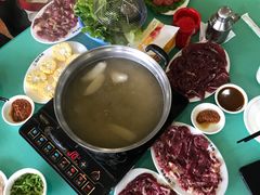 -乌记鲜活牛肉城(金砂东路店)