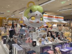 -泡泡玛特POPMART(蓝色港湾店)