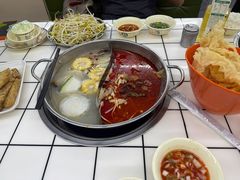 -周良天山牛杂城(天山路总店)