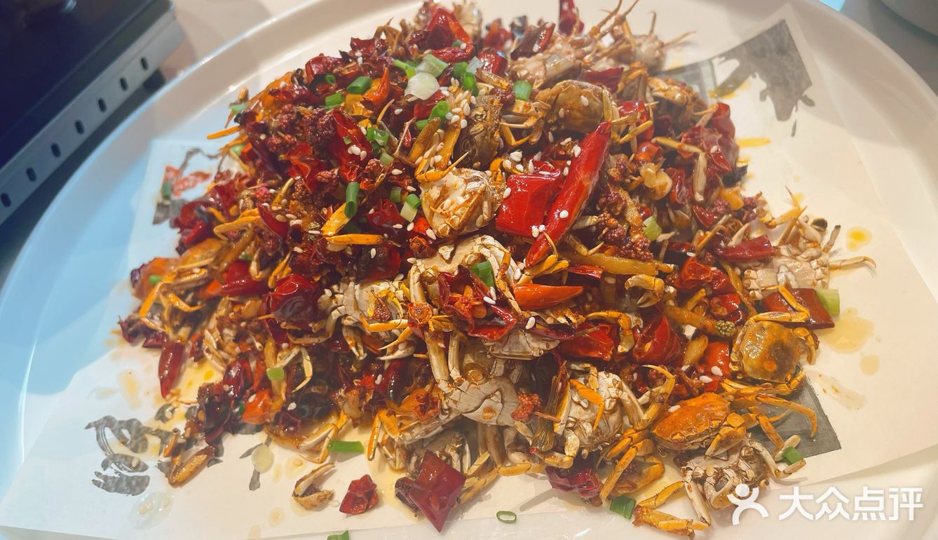 朋友聚餐不去点好吃的怎么行[机智]