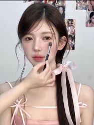 -明天见·化妆造型工作室
