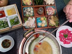 -得意咚瓜·顺德鱼生·冬瓜火锅(深圳首店)