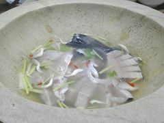 -鲜呦蒸汽石锅鱼(北辰路店)