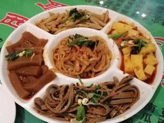 小吃拼盘-令氏家外家周秦食府(高新店)