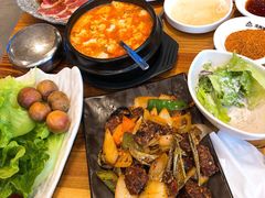 -万兴佳烤肉·长白山老味道(宏泰广场店)