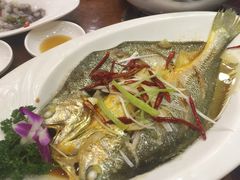 -青瓦餐厅·生鱼片·韩园烤肉(西塔店)