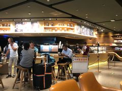 大堂-星巴克(北京首都国际机场7店)