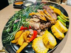 -耶里夏丽·丝路国际·新疆餐厅(浦东区东方路店)
