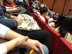 -香港大学