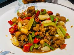 -鄱阳湖·江西小炒·瓦罐煨汤(五道口店)