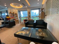 -杭州中升之星奔驰4S店(滨江店)