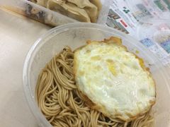 -黄阿姨锅贴大王(万航渡路店)