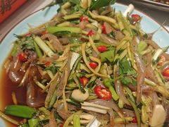 -嗨辣小聚·盘锦河蟹·海鲜烧烤龙虾(盘锦十年好店)