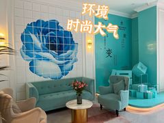 -希岸·轻雅酒店(广州白鹅潭艺术中心花地湾地铁站店)