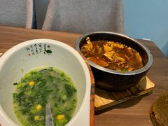 -有红鸡毛店·川菜(建设路店)