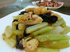 -益健海鲜大食坊(拱北口岸店)