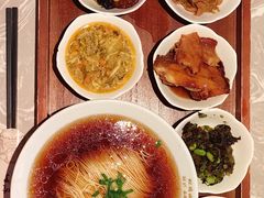-松鹤面馆·古法焖肉面(观前店)