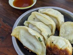 -黄阿姨锅贴大王(万航渡路店)