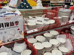 -卜蜂莲花(辽阳西路店)